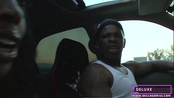 DELUXEDIVAS – Anita Peida And D’vae Are A Mommy And Gangster